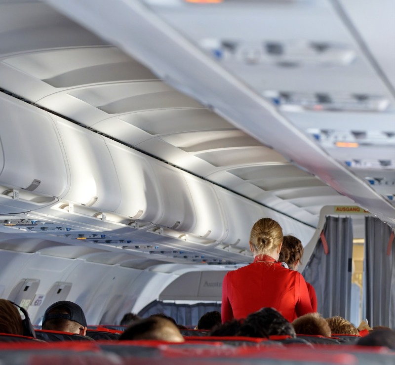 Czy wiesz, ile zarabiają stewardessy?